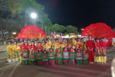 ĐỘI VĂN NGHỆ TRƯỜNG TH TRẦN PHÚ THAM GIA ĐÊM VĂN NGHỆ “MỪNG ĐẢNG – MỪNG XUÂN” NĂM 2026 CỦA XÃ KRÔNG NÔ